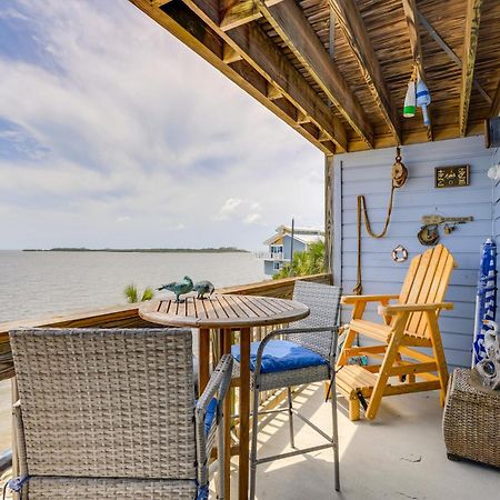 Beachfront Cedar Key Retreat With Pool Access! 外观 照片